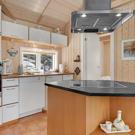 Holiday home Cozy In Nexo With Sauna Vester Somarken